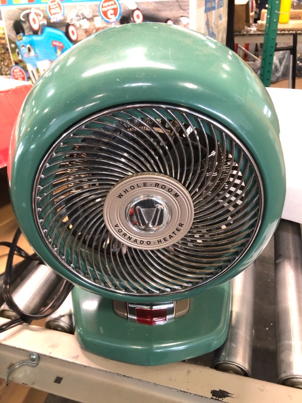 Photo 3 of Vornado VHEAT Vintage Metal Heater, Green