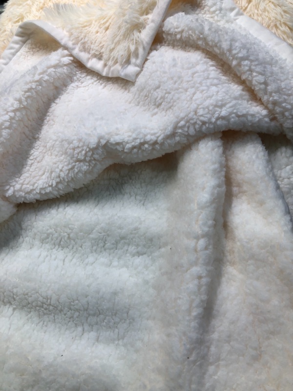 Photo 5 of Llama Wearable Hooded Blanket for Adults Alpaca Sherpa Fleece Llama Hoodie Cloak Wrap Llama Gifts for Girls Women Men Kids Fluffy Warm Cozy Decor Plush Wearable 