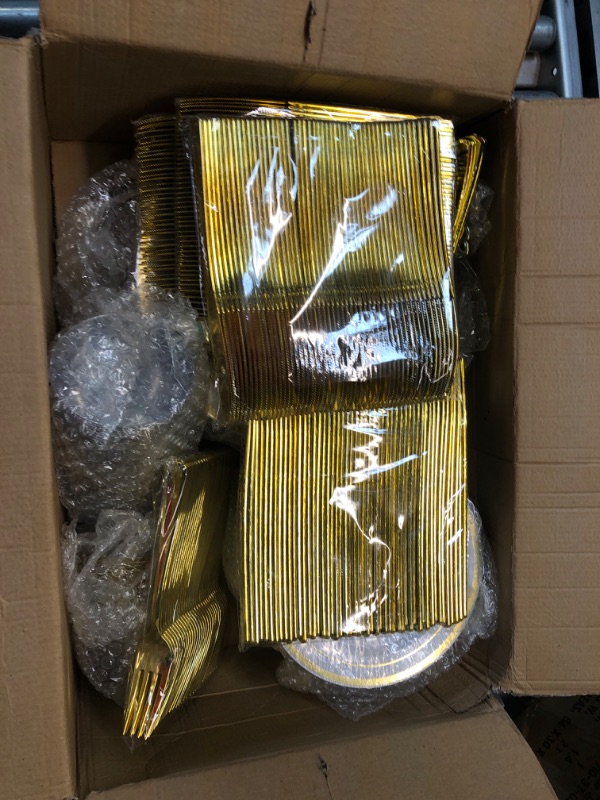 Photo 2 of 600 Piece Gold Dinnerware Party Set (100 Guest), 100 Dinner Plastic Plates, 100 Salad Gold Plates, 100 Gold Plastic Silverware Set, 100 Gold Plastic Cups Disposable Party Pack Wedding Birthday Parties Gold (100 Guests)