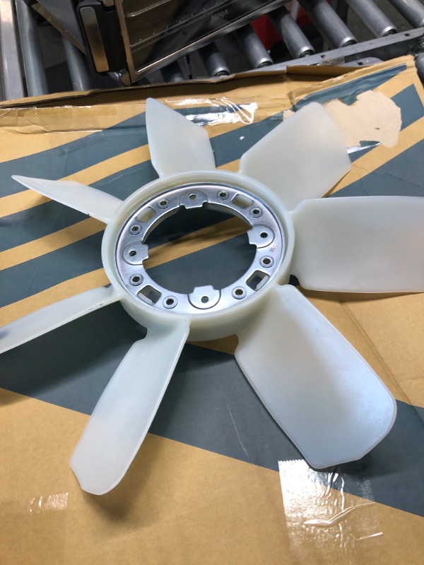 Photo 3 of Spectra Premium CF200002 Engine Cooling Fan Blade