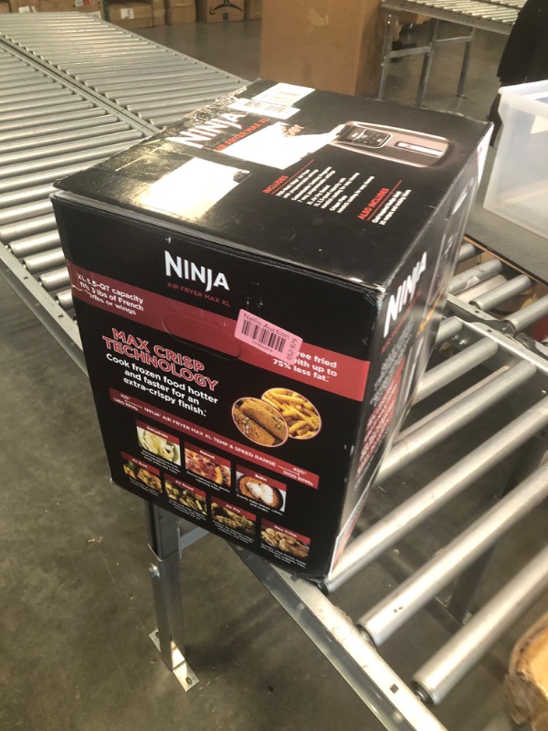 Photo 2 of Ninja AF171 Max XL 7 Function Air Fryer, 5.5qt, EzView Window (Renewed) Bundle with 2 YR CPS Enhanced Protection Pack
