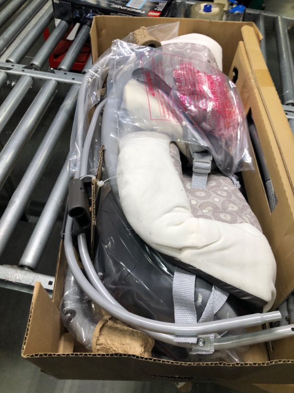 Photo 1 of Graco Simple Sway Abbington Baby Swing