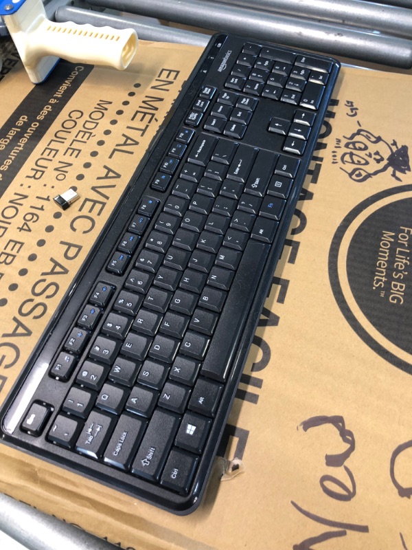 Photo 1 of Logitech Complete Wireless Combo Keyboard and Mouse Combo
