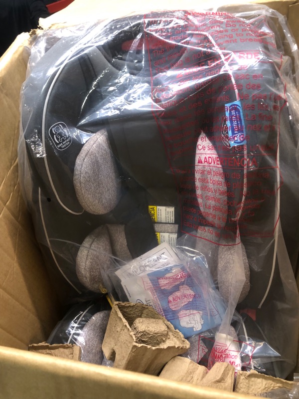 Photo 1 of Graco - Slimfit All-in-One Convertible Car Seat, Darcie