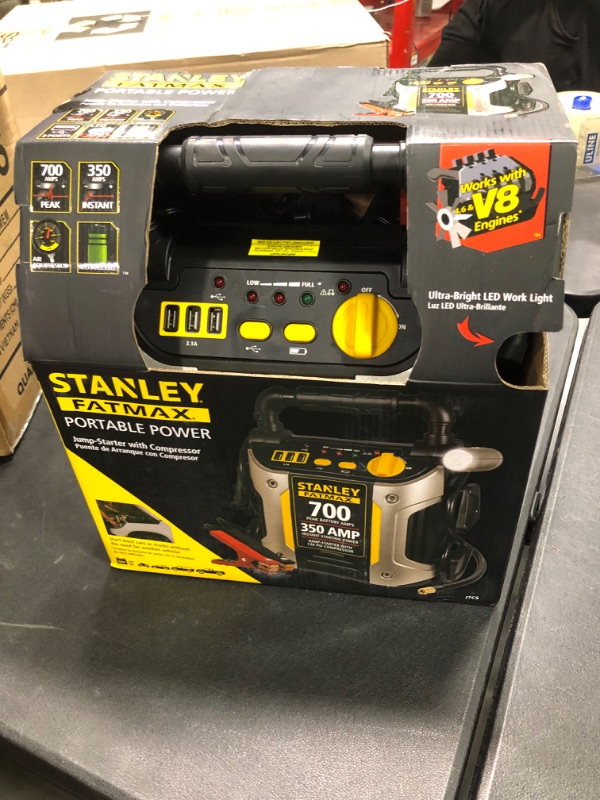 Photo 7 of STANLEY FATMAX J7CS Portable Power Station Jump Starter: 700 Peak/350 Instant Amps, 120 PSI Air Compressor, 3.1A USB Ports, Battery Clamps