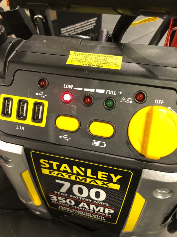 Photo 9 of STANLEY FATMAX J7CS Portable Power Station Jump Starter: 700 Peak/350 Instant Amps, 120 PSI Air Compressor, 3.1A USB Ports, Battery Clamps