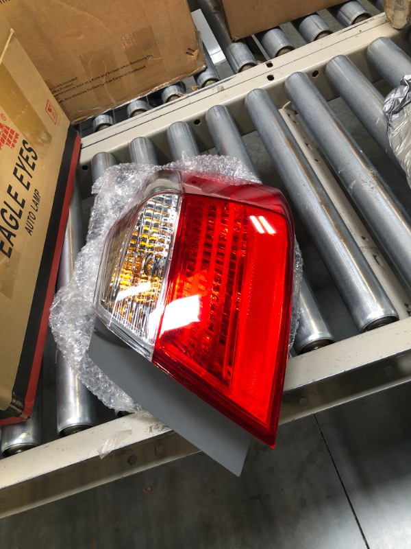 Photo 2 of For 2013-2015 Honda Accord Rear Tail Light Passenger Side Outer HO2805101 EX|LX|Sport | 33500-T2A-A01