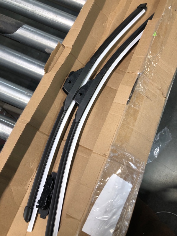 Photo 1 of Northwolf Front Windshield Wiper Blades For J etta MK6 Passat B7 Flat Bar Wiper Blades 5C7955425A 5C7955426A