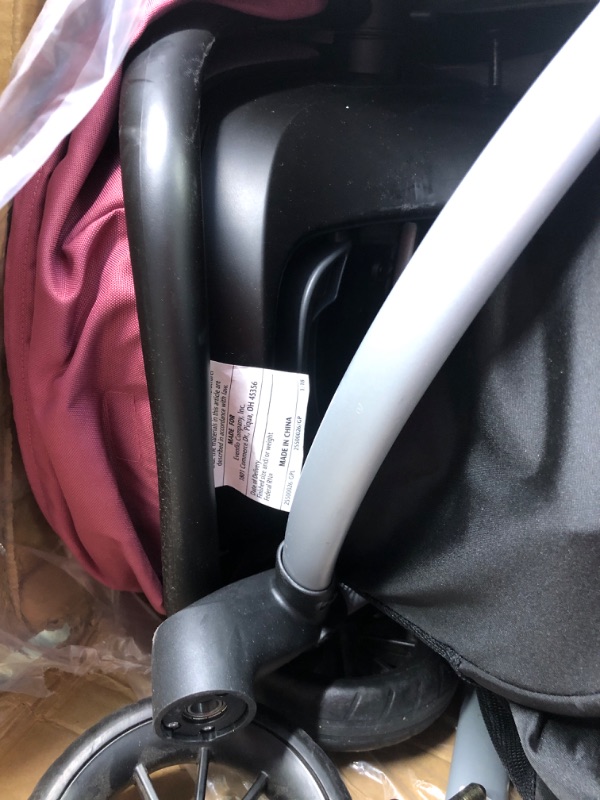 Photo 4 of Evenflo Pivot Modular Travel System With SafeMax Car Seat Only Travel System Casual Grey