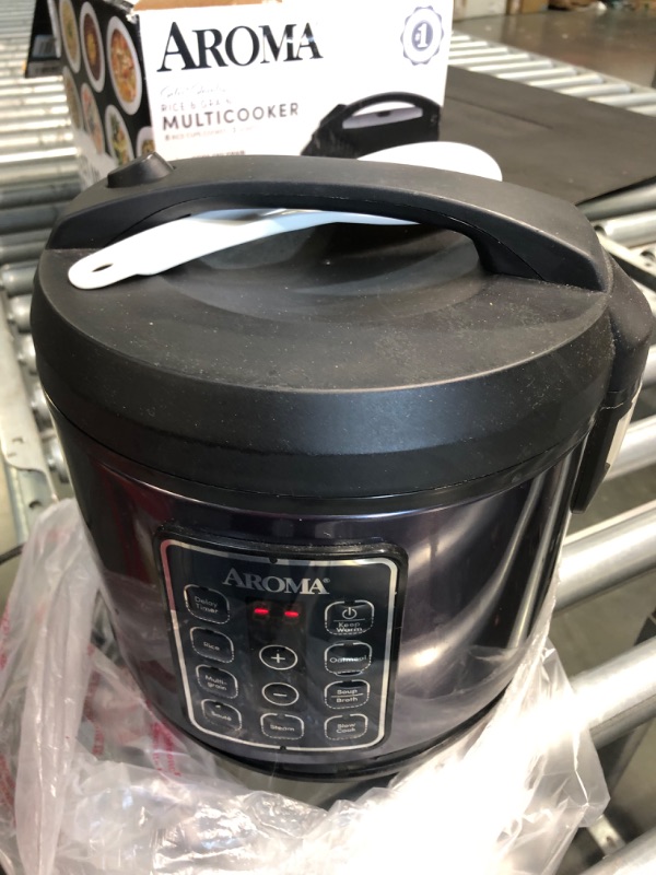 Photo 3 of Aroma Housewares Select Stainless Digital Rice & Grain Multicooker, Rice Cooker 4 Cup uncooked, (ARC-914SBDS)