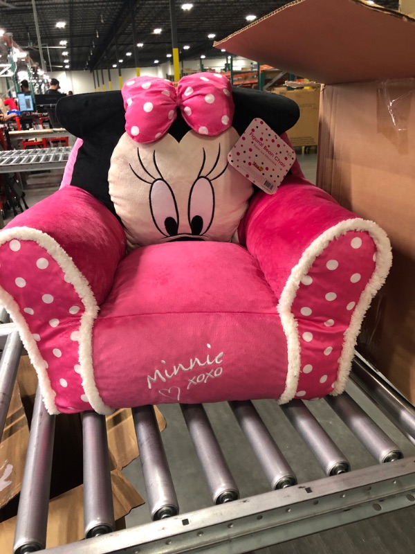Photo 3 of Idea Nuova Disney Minnie Mouse Figural Bean Bag Chair with Sherpa Trim, Ages 3+, Pink