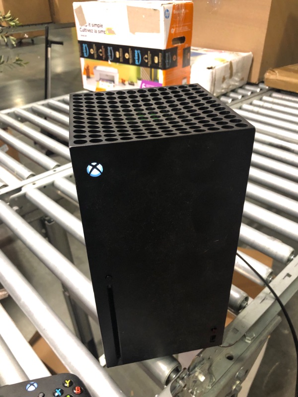 Photo 1 of Xbox Series X
