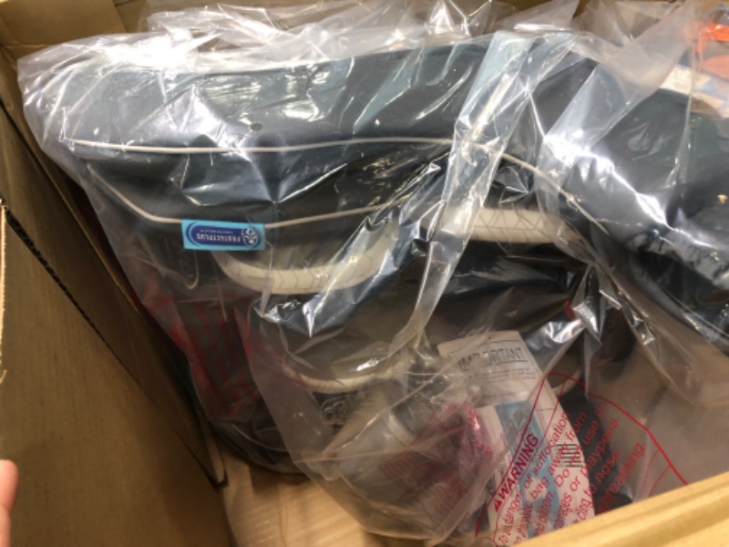 Photo 1 of Graco Extend2Fit Convertible Car Seat | Ride Rear Facing Longer with Extend2Fit, Redmond 2-in-1 Redmond