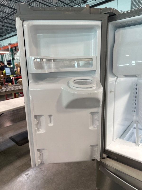 Photo 5 of 36-Inch Wide French Door Refrigerator - 25 cu. ft. Model: WRX735SDHZ