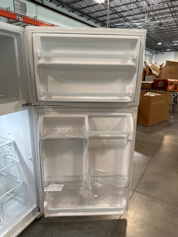 Photo 5 of 33-inch Wide Top Freezer Refrigerator - 20 cu. ft. Model: WRT311FZDW 