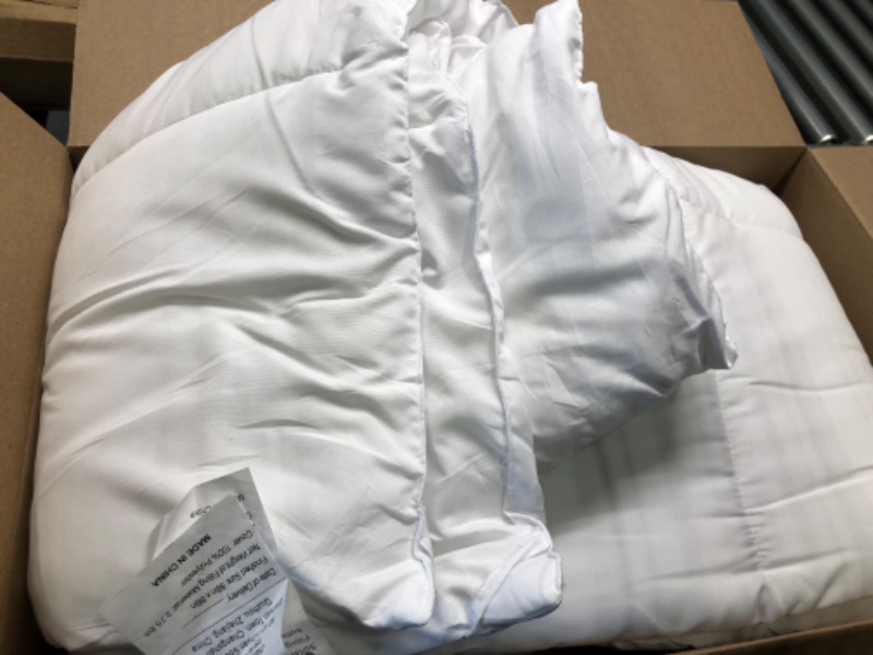 Photo 1 of AHJ Beddings Full Size 8 Piece Bed in a Bag - 500GSM Comforter Set with 18 inch Deep Fitted, Flat, Bed Skirt, Pillowcases & Shams, 600 Thread Count, Egyptian Cotton, White Full White