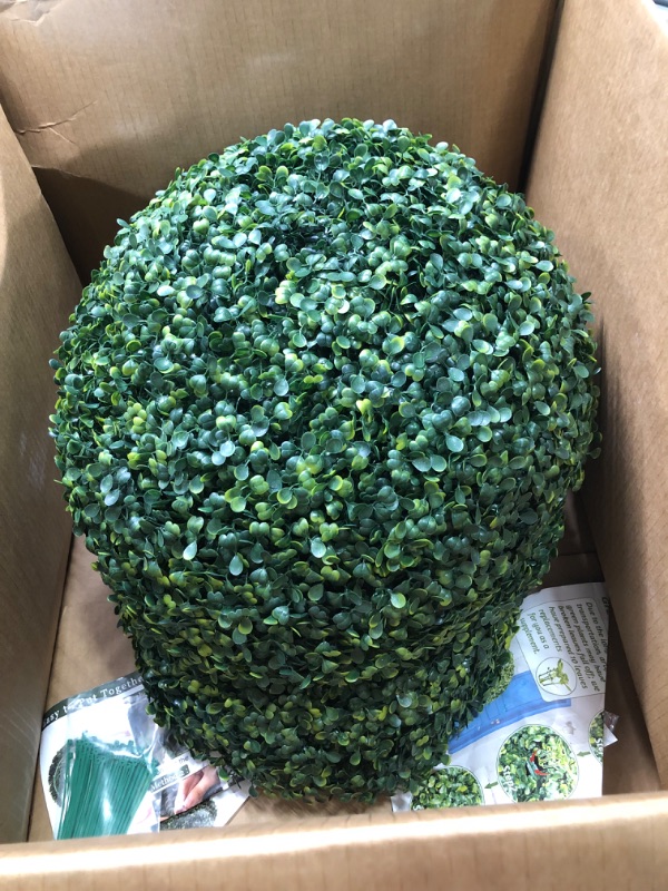 Photo 3 of 2 pack  YHMT Artificial Grass Balls, Green Plastic Plant Ball, Simulation Boxwood Topiary Balls, Anti-Ultraviolet Hanging Decoration Ball, Used for Wedding/Shopping Mall/Garden/Outdoor Party