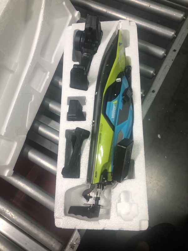 Photo 3 of 4DRC S2 High Speed RC Boats with LED Lights & 2 Batteries, 30+ mph Remote Control Boat for Pools and Lakes, Capsize Recovery, Low Battery Reminder,2.4Ghz Racing Boats for Adults Kids,Green