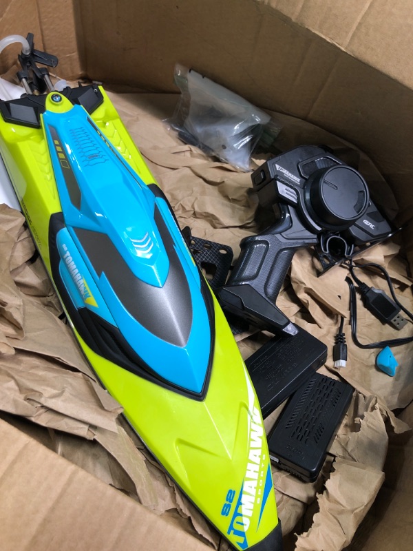 Photo 3 of 4DRC S2 High Speed RC Boats with LED Lights & 2 Batteries, 30+ mph Remote Control Boat for Pools and Lakes, Capsize Recovery, Low Battery Reminder,2.4Ghz Racing Boats for Adults Kids,Green