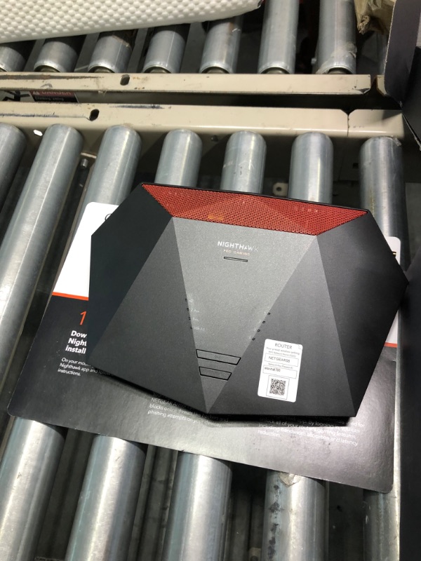 Photo 3 of NETGEAR Nighthawk Pro Gaming WiFi 6 Router (XR1000) 6-Stream AX5400 Wireless Speed (up to 5.4Gbps) | DumaOS 3.0 Optimizes Lag-Free Server Connections | 4 x 1G Ethernet and 1 x 3.0 USB Ports