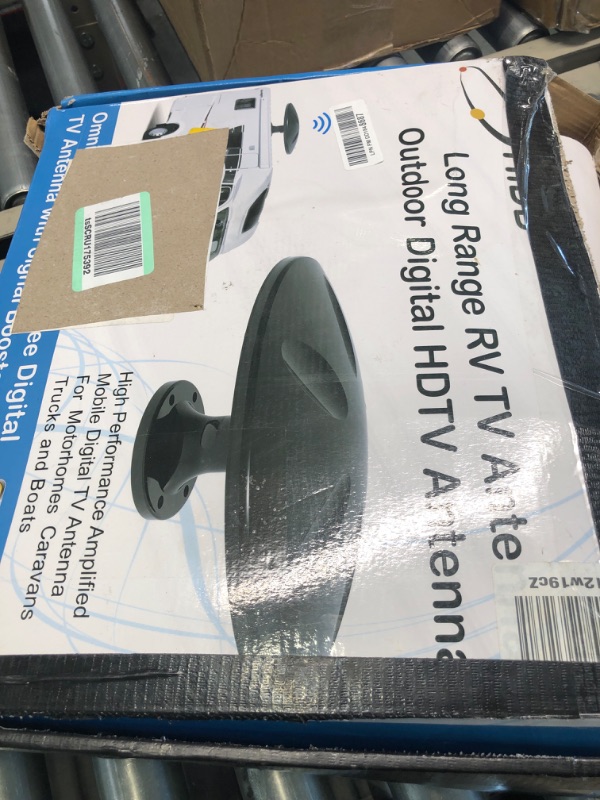 Photo 2 of Luxtronic Long-Rang UFO Digital HDTV Antenna - for RV Trailer Truck Motorhome Caravan Boat - (Black)