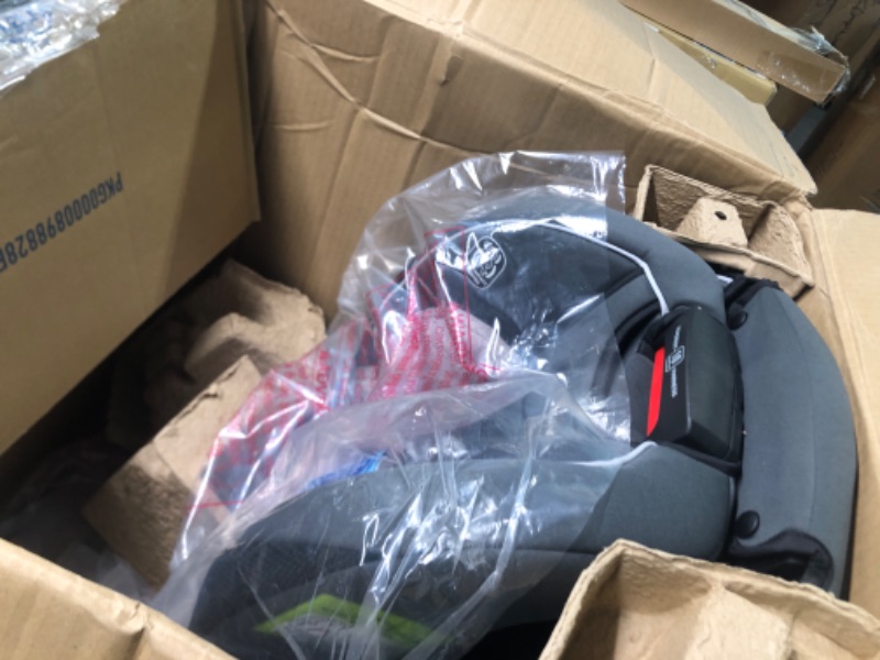 Photo 1 of Graco - Slimfit All-in-One Convertible Car Seat, Darcie