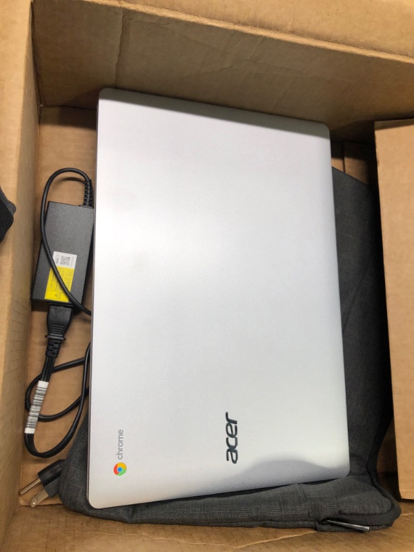 Photo 4 of acer Chromebook 315 Laptop for College Students, School, 15.6 Inch FHD Touchscreen, Intel Celeron N4020, 4GB DDR4 RAM, 64GB eMMC, Chrome OS, LED Backlit Touch Display, Webcam, Silver, PCM