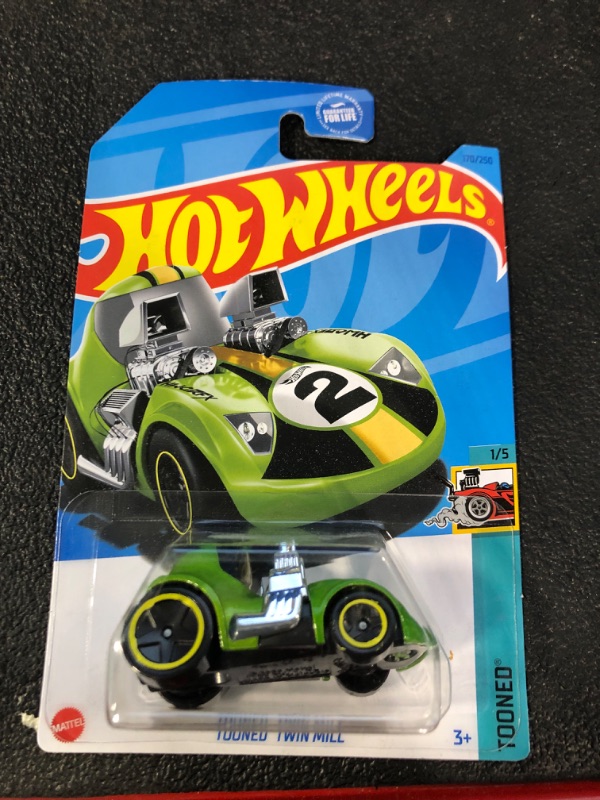 Photo 2 of Hot Wheel 2022 - Treasure Hunt - Tooned Twin Mill [Green] 3/5 - 81/250