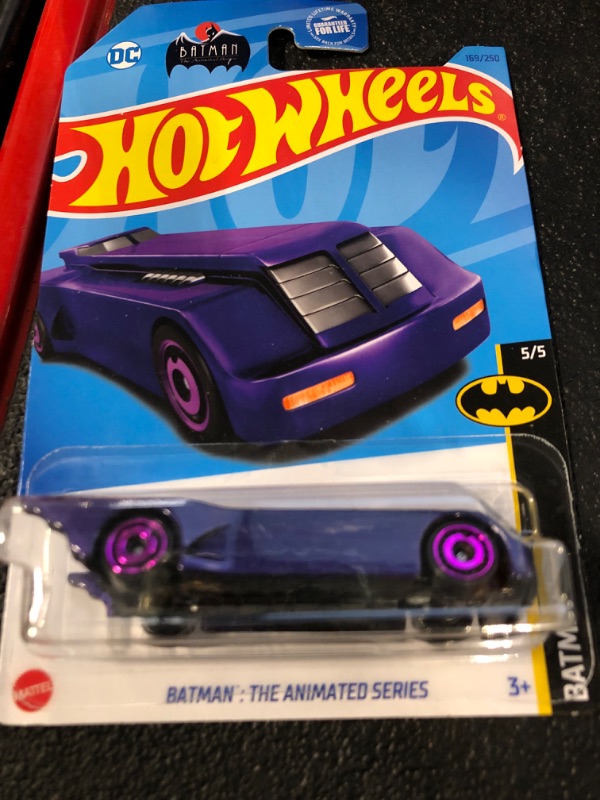 Photo 2 of Hot Wheels Batman Batmobile (The Animated Series Batmobile 5/5 Purple 169/250)