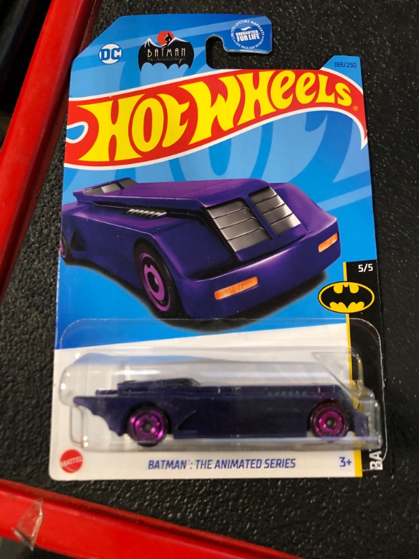 Photo 3 of Hot Wheels Batman Batmobile (The Animated Series Batmobile 5/5 Purple 169/250)