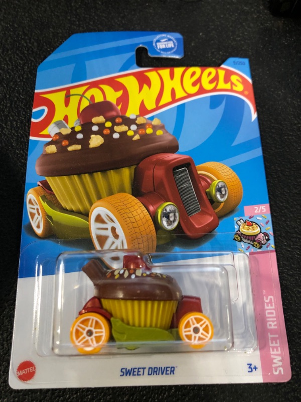 Photo 2 of Hot Wheels Sweet Driver, Sweet Rides 2/5