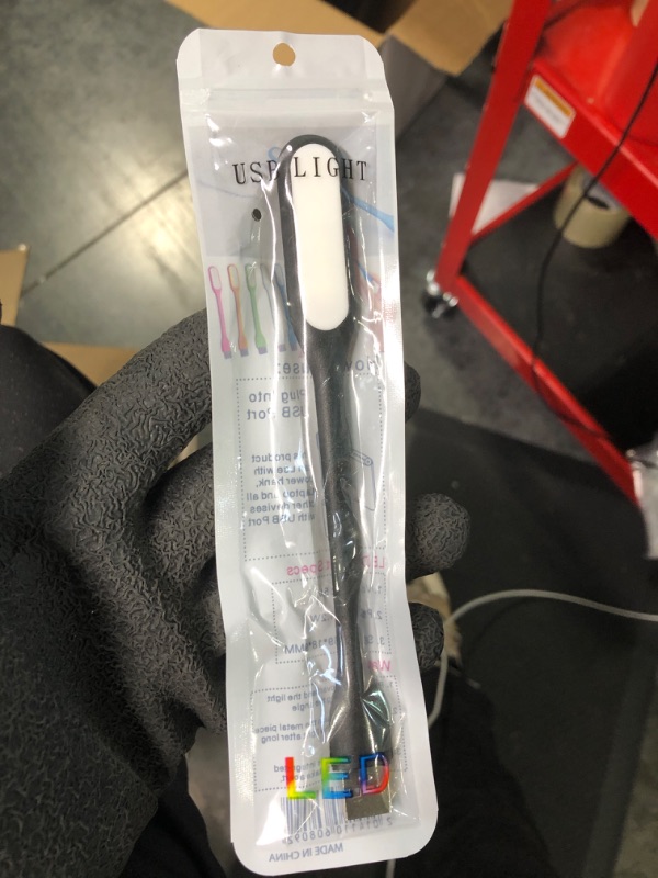 Photo 1 of Inventis 5V 1.2W Portable Flexible USB Led Light Lamp