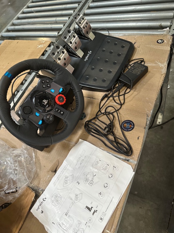 Photo 3 of Logitech G Dual-Motor Feedback Driving Force G29 Gaming Racing Wheel with Responsive Pedals