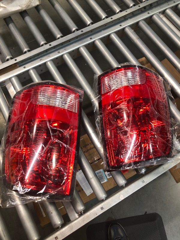 Photo 3 of Tail Brake Lights Assembly Replacement for 2009-2018 Dodge Ram 1500 2500 3500 Rear Lamps Lens & Housing Factory Style Bulb Included Driver & Passenger Side