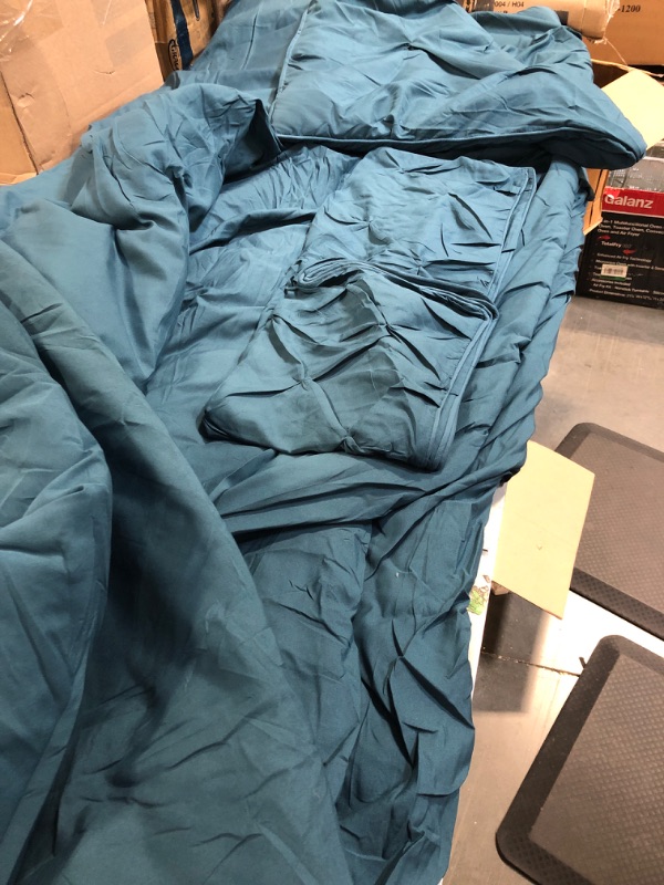 Photo 5 of Amazon Basics Pinch Pleat All-Season Down-Alternative Comforter Bedding Set - King, Dark Teal Dark Teal King Bedding Set