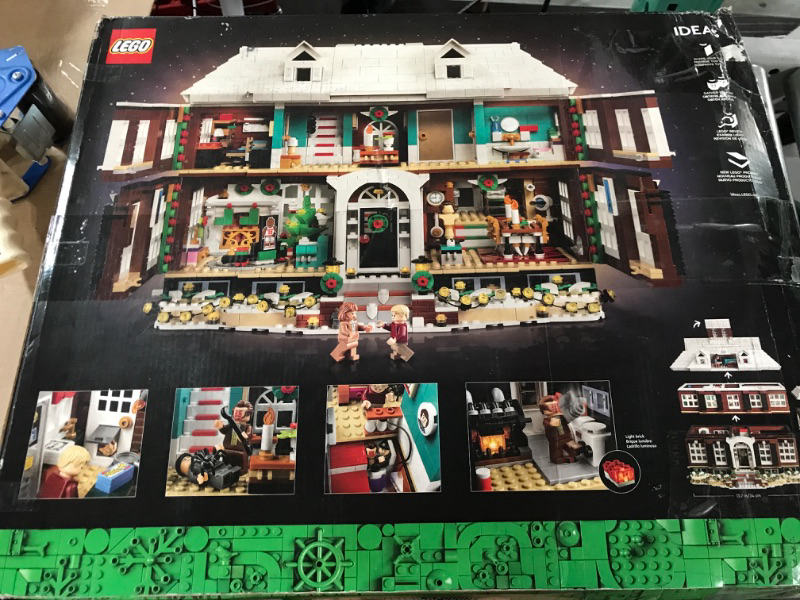 Photo 2 of **NEW**LEGO Ideas Home Alone 21330 Building Set for Adults (3955 Pieces) Frustration-Free Packaging