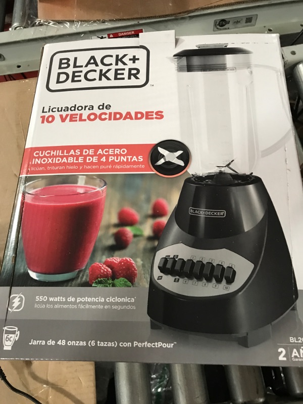 Photo 2 of **SEE NOTES**
BLACK+DECKER Crush Master 10-Speed Blender, Black, BL2010BP