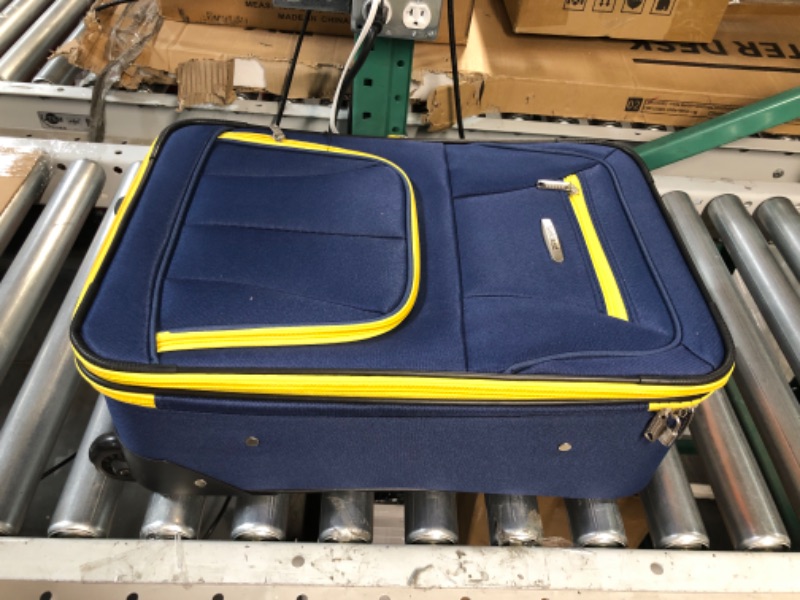 Photo 1 of USED - Rockland Fashion Softside Upright Luggage Set, Navy, 2-Piece (14/19) 