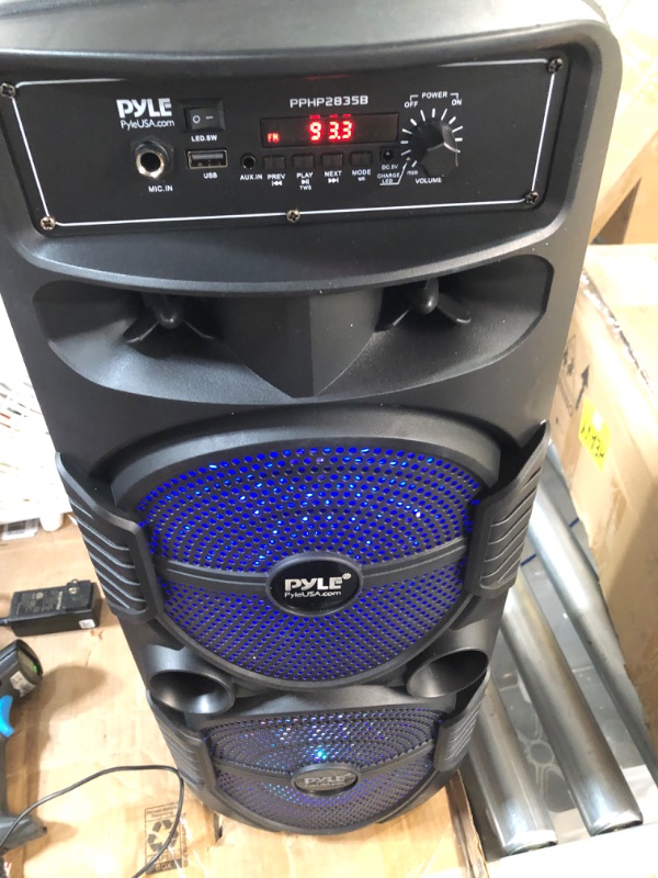 Photo 4 of (BROKEN) Pyle Portable Bluetooth PA Speaker System - 600W