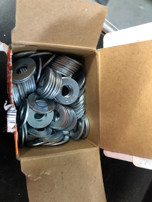 Photo 2 of 1/4 in. Zinc Flat Washer (100-Pack)