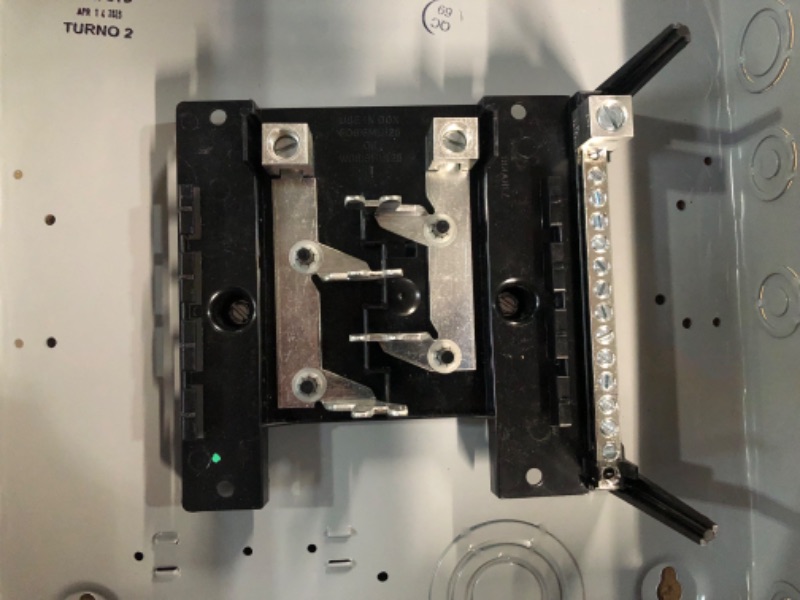 Photo 3 of [Notes] Siemens E0816ML1125F Flush Mount, 125 Amp, 8 Space, 16 Circuit, Load Center , Gray