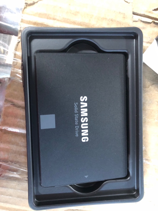 Photo 4 of SAMSUNG 870 EVO SATA SSD 500GB 2.5” Internal Solid State Drive, Upgrade PC or Laptop Memory and Storage for IT Pros, Creators, Everyday Users, MZ-77E500B/AM