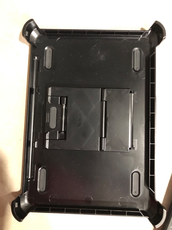 Photo 3 of **SEE NOTES**
OtterBox DEFENDER SERIES Case for IPad 7th, 8th & 9th Gen (10.2" Display - 2019, 2020 & 2021 Version) - Non-Retail/Ships in Polybag - BLACK
