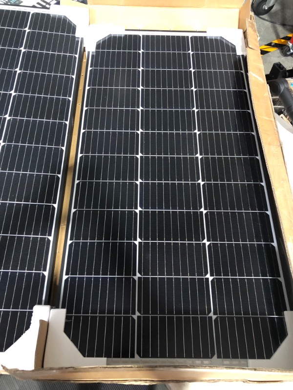 Photo 2 of * 2 pieces * see all images *
JJN 200 Watt 12 Volt Solar Panel 