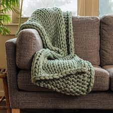 Photo 1 of * USED * 
Chunky Knit Blanket Chenille Throw - Warm Soft Cozy for Sofa Bed Boho Home Decor (Dark Green)