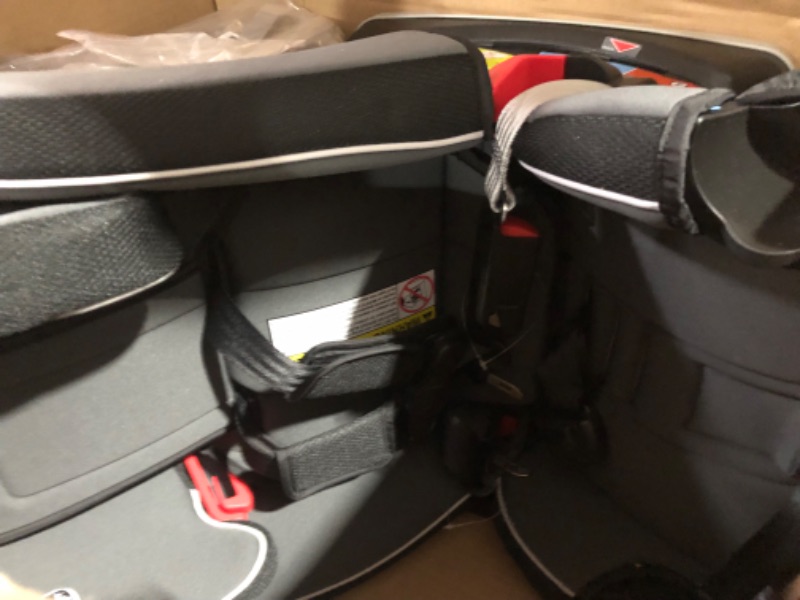 Photo 3 of Graco - Slimfit All-in-One Convertible Car Seat, Darcie