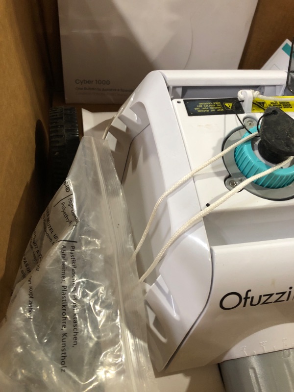 Photo 4 of * USED * 
Ofuzzi Winny Cyber 1000 Cordless Robotic Pool Cleaner, Max.95 Mins Runtime, Automatic Pool Vacuum for Ideal for Above/Half-Above Pools Up to 40 feet of Flat Bottom (White)