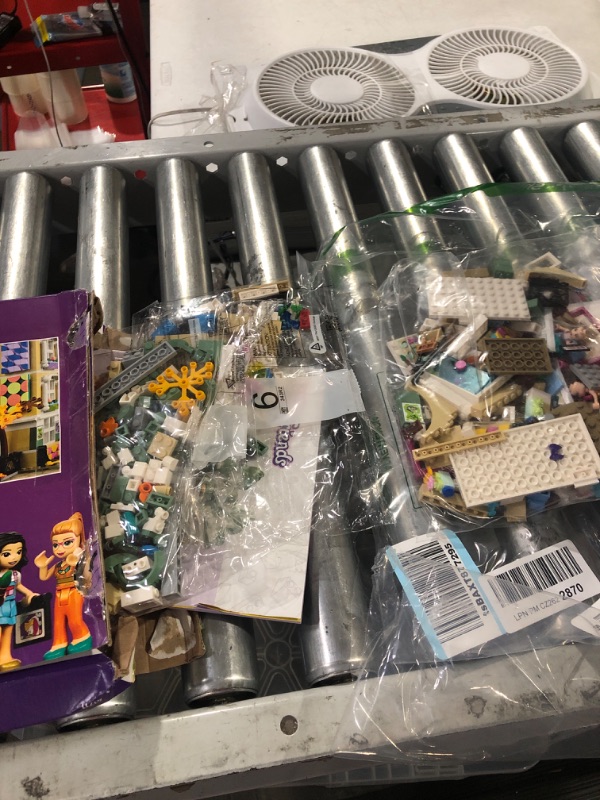 Photo 3 of * OPENED * 
LEGO Friends Emma’s Art School 41711 Building Toy Set Including a Mini Art Studio for Girls, Boys, and Kids Ages 8+ (844 Pieces) FrustrationFree Packaging
