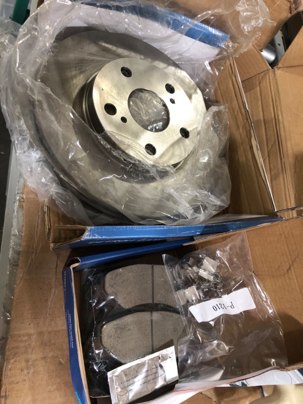 Photo 2 of Detroit Axle Rotors and Brake Pads