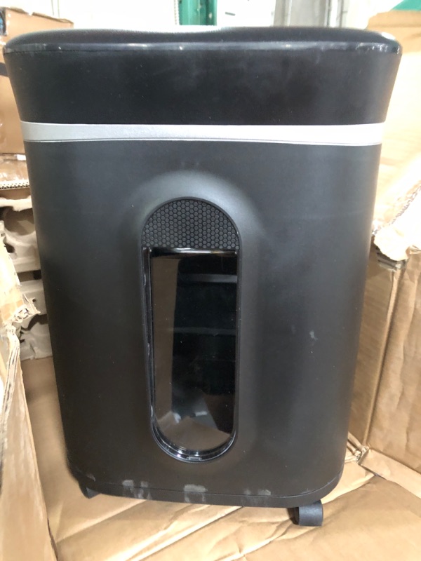 Photo 1 of Aurora AU1800XA Anti-Jam 18-Sheet Crosscut Paper/CD and Credit Card Shredder/ 6-Gallon pullout Basket 30 Minutes Continuous Run Time 18-sheet Crosscut Shredder